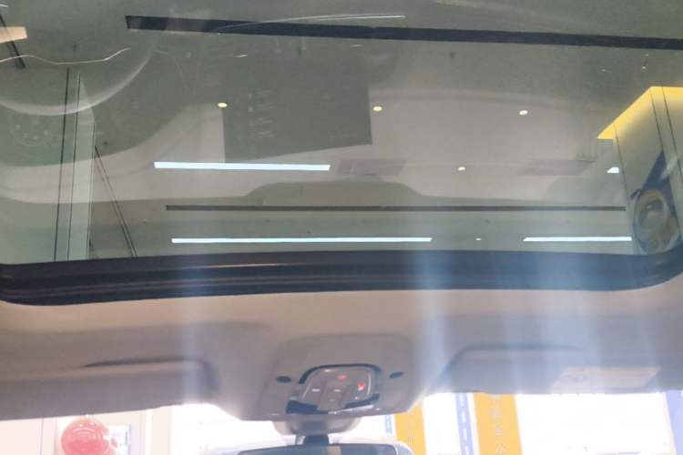 Used Audi Q5L 2022 40T Fashionable and Dynamic Model Headliner