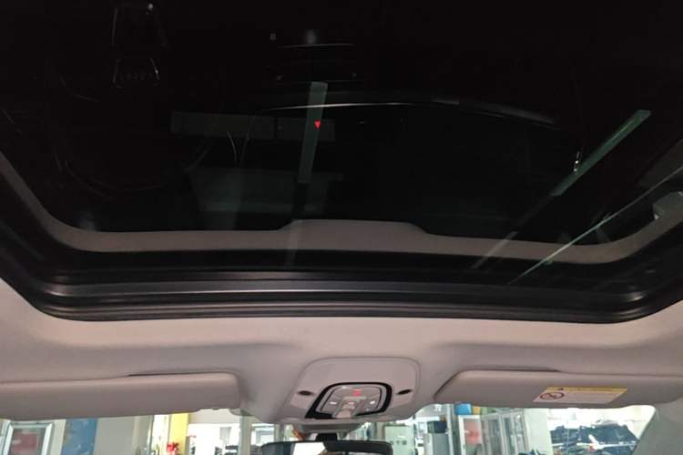 Used Audi Q5L 2022 40T Luxury Dynamic Model Headliner
