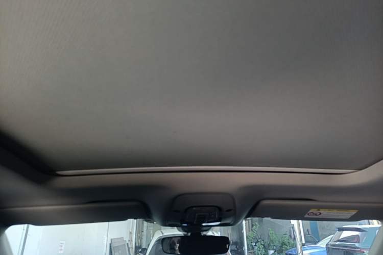 Used Audi Q5L 2022 40T Luxury Dynamic Model Headliner