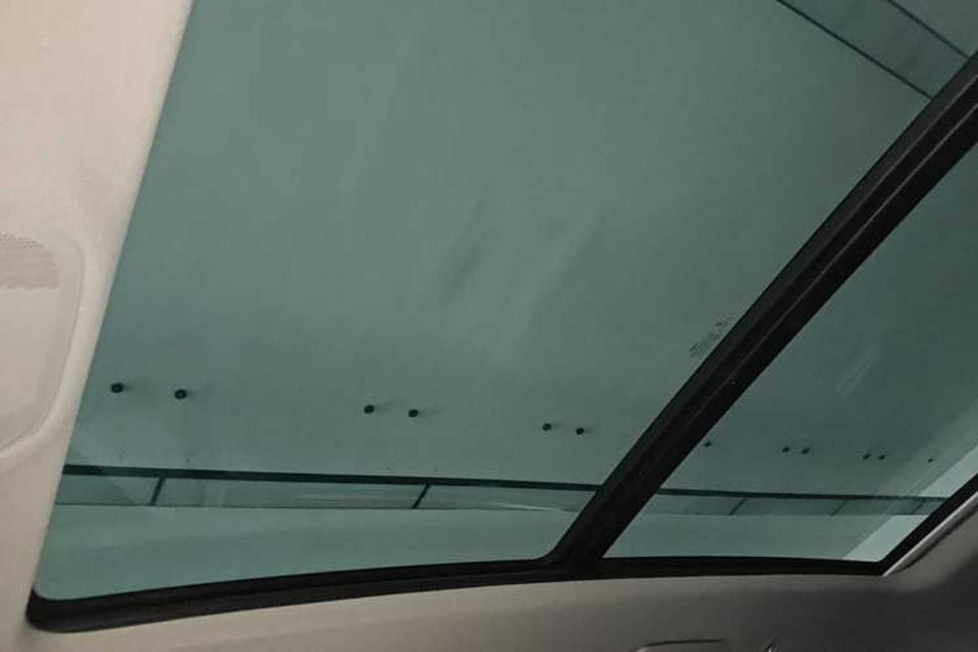 Used Audi Q5L 2022 40T Fashionable and Dynamic Model Headliner