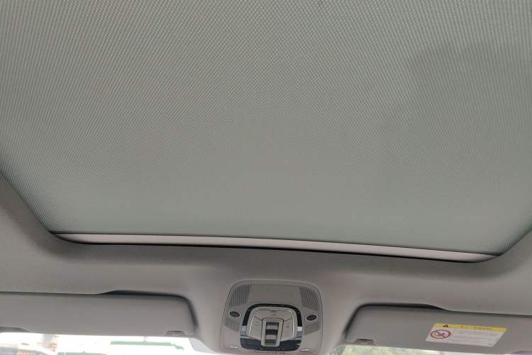 Used Audi Q5L 2022 40T Fashionable and Dynamic Model Headliner