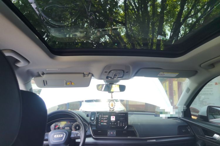 Used Audi Q5L 2022 45T Luxury Dynamic Model Headliner