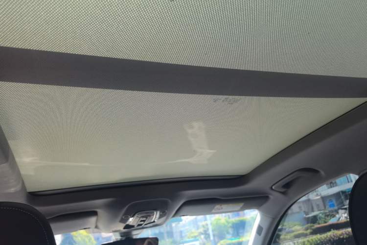 Used Audi Q5L 2022 45T Luxury Dynamic Model Headliner