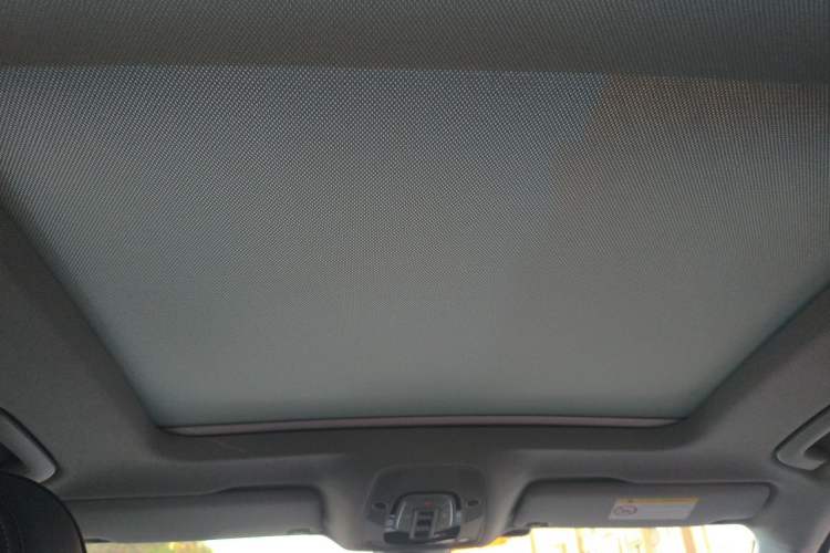 Used Audi Q5L 2022 40T Luxury Dynamic Model Headliner