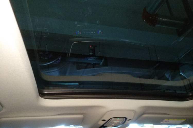 Used Audi Q5L 2022 Updated 40T Luxury Dynamic Edition Headliner