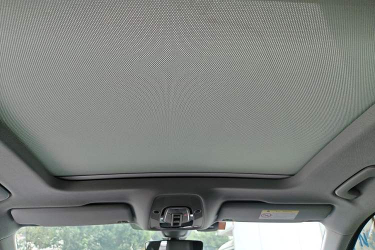 Used Audi Q5L 2022 Updated 40T Luxury Dynamic Edition Headliner