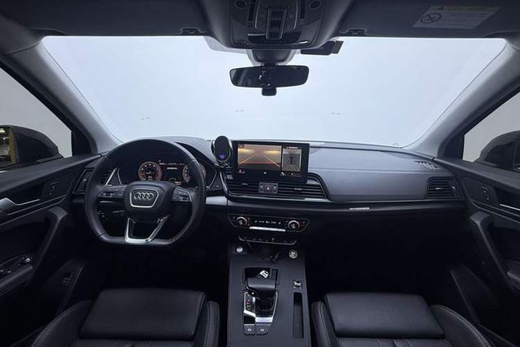 Used Audi Q5L 2022 Updated 40T Luxury Dynamic Edition Interior 1