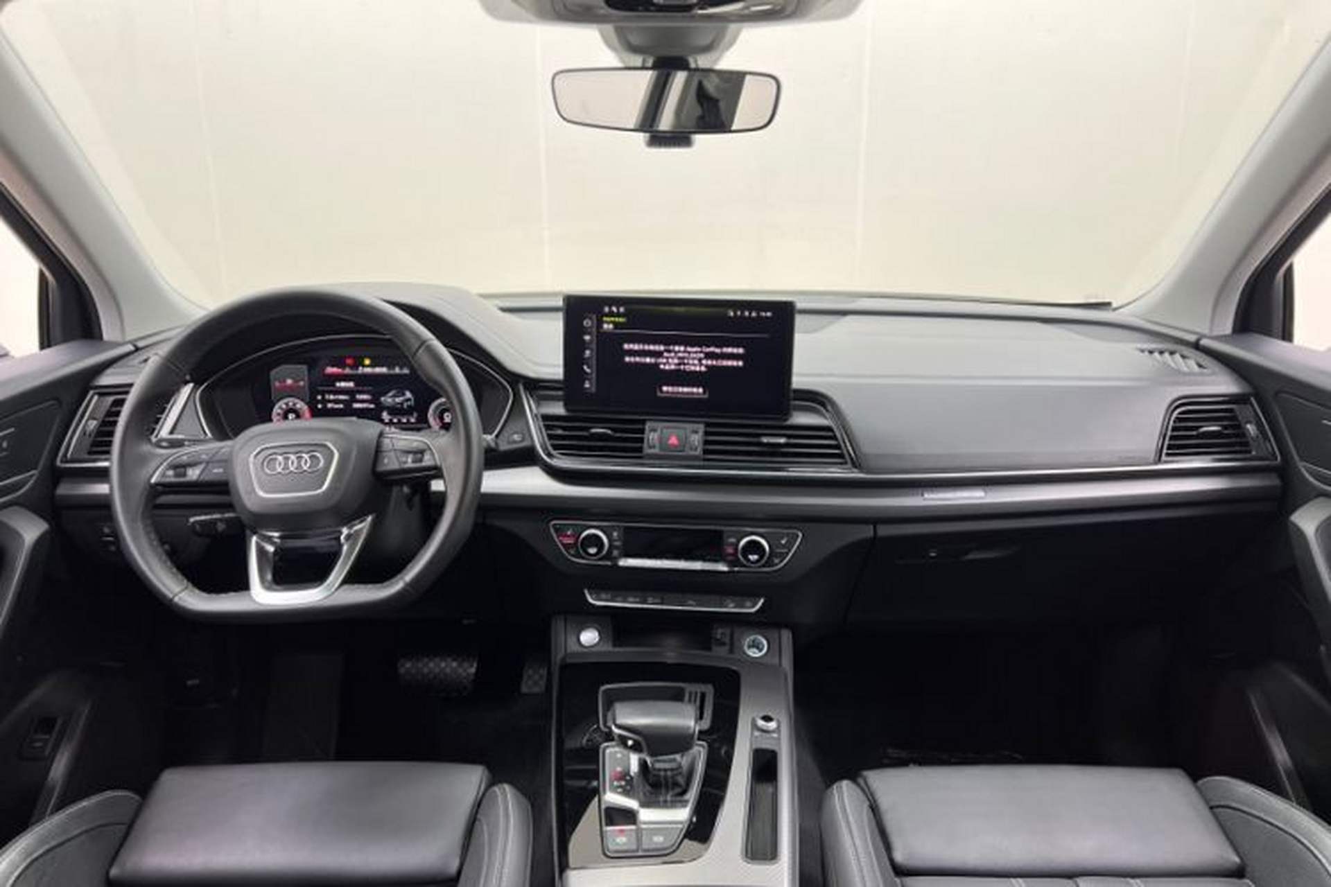 Used Audi Q5L 2022 Updated 40T Luxury Dynamic Edition Interior 1