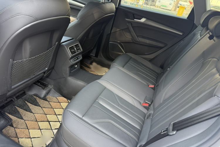 Used Audi Q5L 2022 Updated 45T Luxury Dynamic Version Interior 10