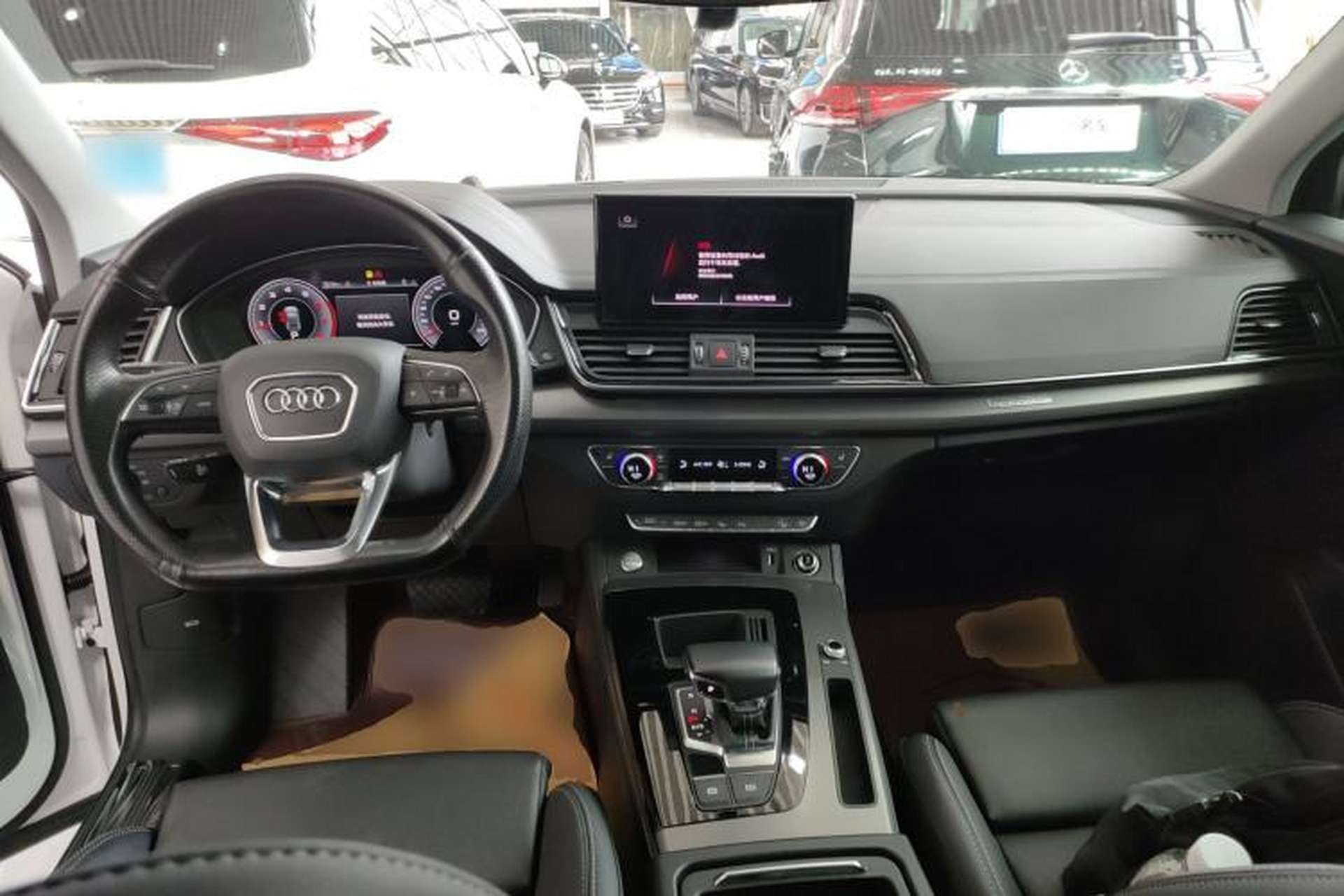 Used Audi Q5L 2022 Updated 40T Luxury Dynamic Edition Interior 2