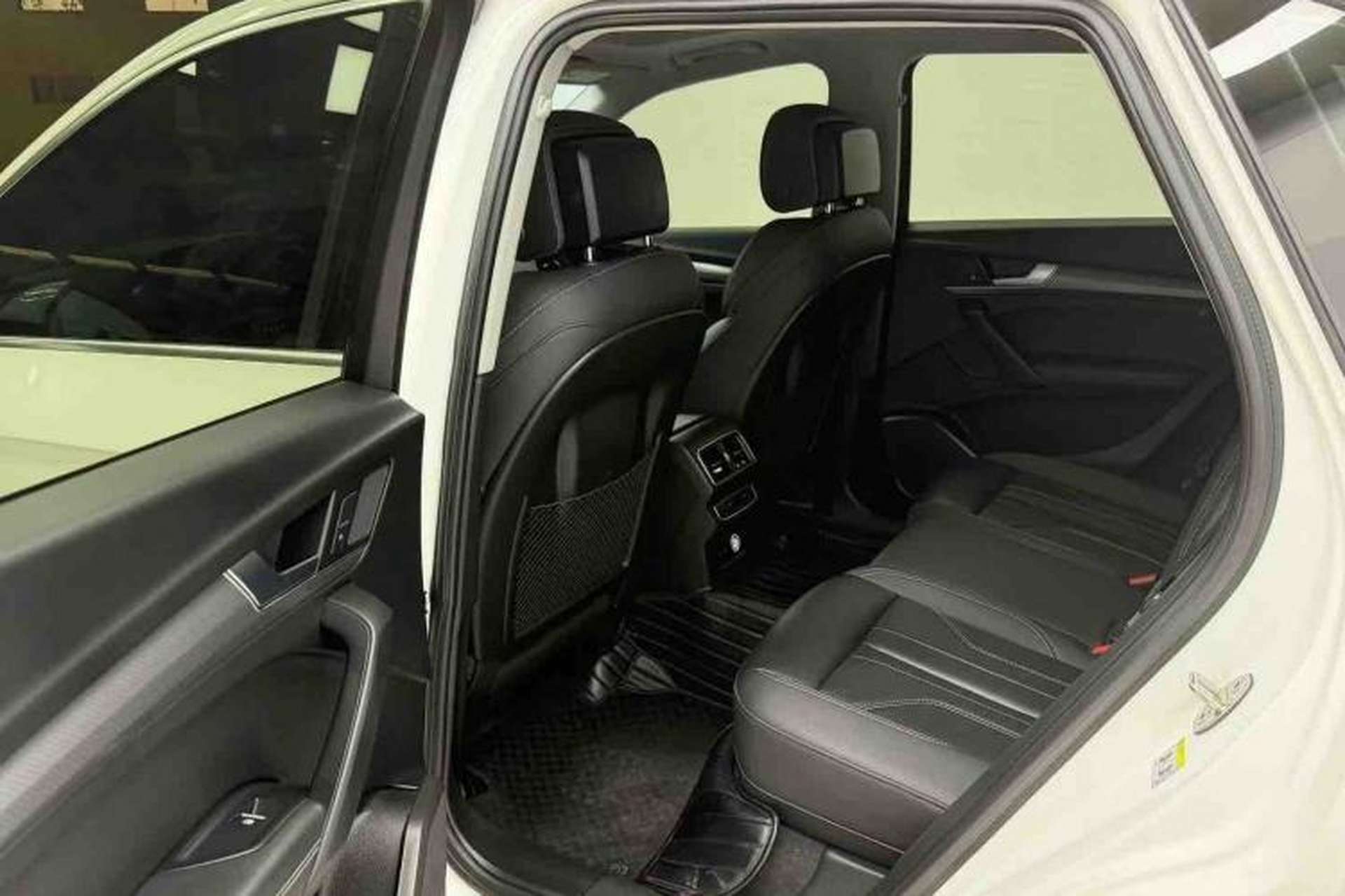 Used Audi Q5L 2022 Updated 40T Luxury Dynamic Edition Interior 3