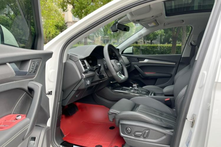 Used Audi Q5L 2022 Updated 45T Luxury Dynamic Version Interior 3
