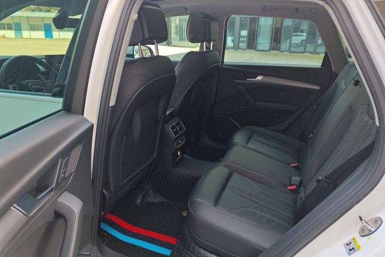 Used Audi Q5L 2022 Updated 40T Luxury Dynamic Edition Interior 4