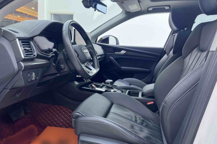 Used Audi Q5L 2022 40T Fashionable and Dynamic Model Interior 5