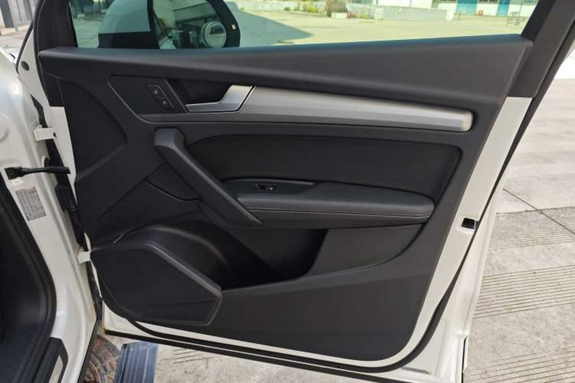 Used Audi Q5L 2022 Updated 40T Luxury Dynamic Edition Interior 5