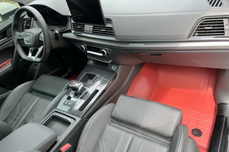 Used Audi Q5L 2022 Updated 45T Luxury Dynamic Version Interior 6