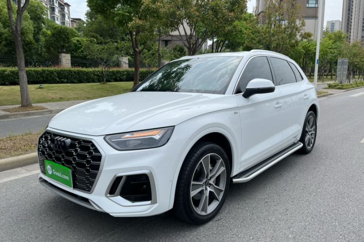 Used Audi Q5L 2022 Updated 45T Luxury Dynamic Version Guazi used car, China used car export, Used car for sale, Used  cars, Cheapest cars for sale