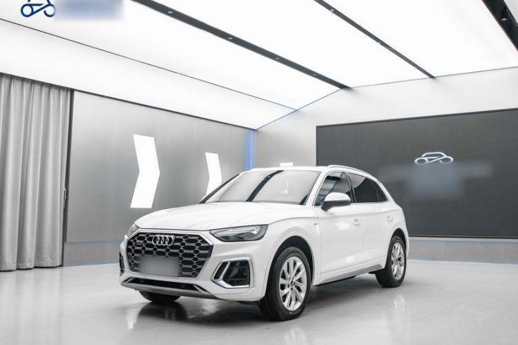 Used Audi Q5L 2022 Updated 40T Luxury Dynamic Edition Guazi used car, China used car export, Used car for sale, Used cars, Cheapest cars for sale