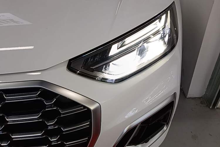 Used Audi Q5L 2022 Updated 40T Luxury Dynamic Edition Left Front Headlight