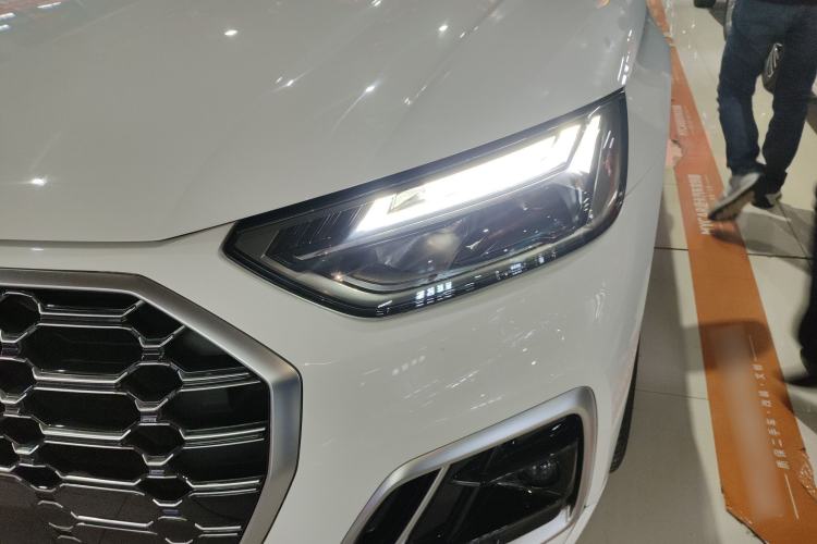 Used Audi Q5L 2022 Updated 40T Luxury Dynamic Edition Left Front Headlight