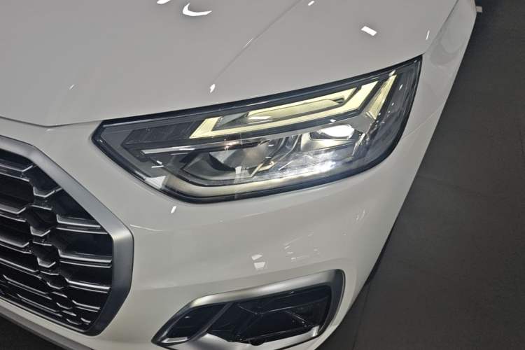 Used Audi Q5L 2022 40T Luxury Dynamic Model Left Front Headlight