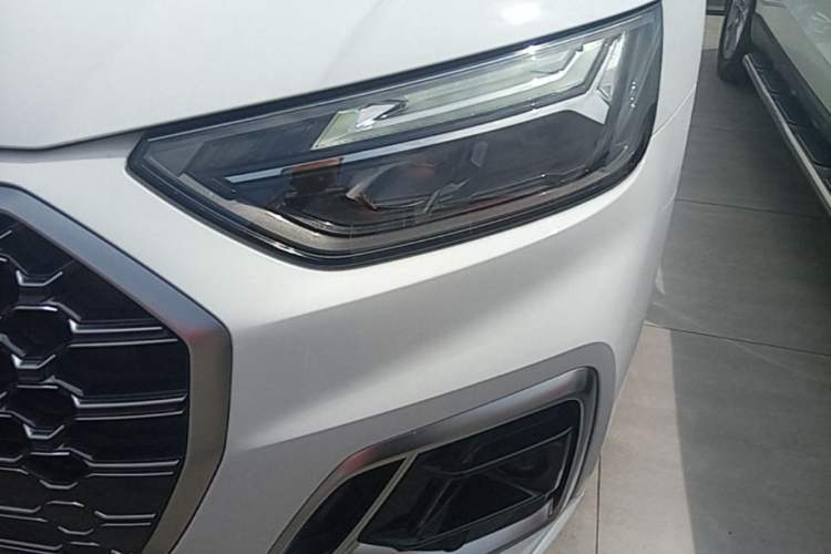 Used Audi Q5L 2022 40T Luxury Dynamic Model Left Front Headlight