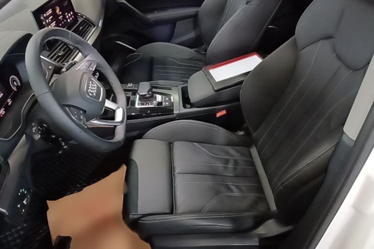 Used Audi Q5L 2022 Updated 40T Luxury Dynamic Edition Left Front Seat