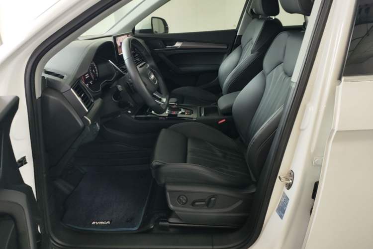 Used Audi Q5L 2022 40T Luxury Dynamic Model Left Front Seat