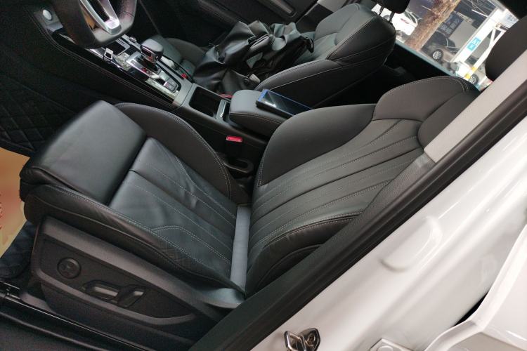Used Audi Q5L 2022 40T Fashionable and Dynamic Model Left Front Seat