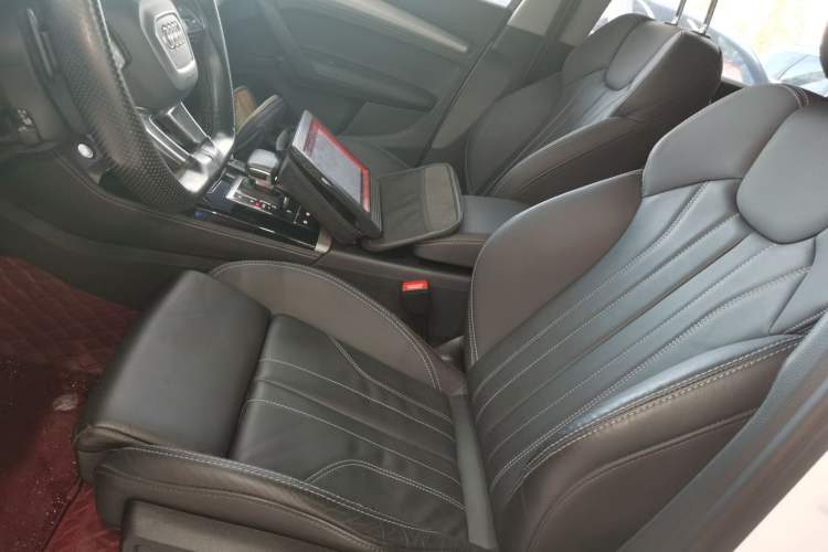 Used Audi Q5L 2022 40T Fashionable and Dynamic Model Left Front Seat