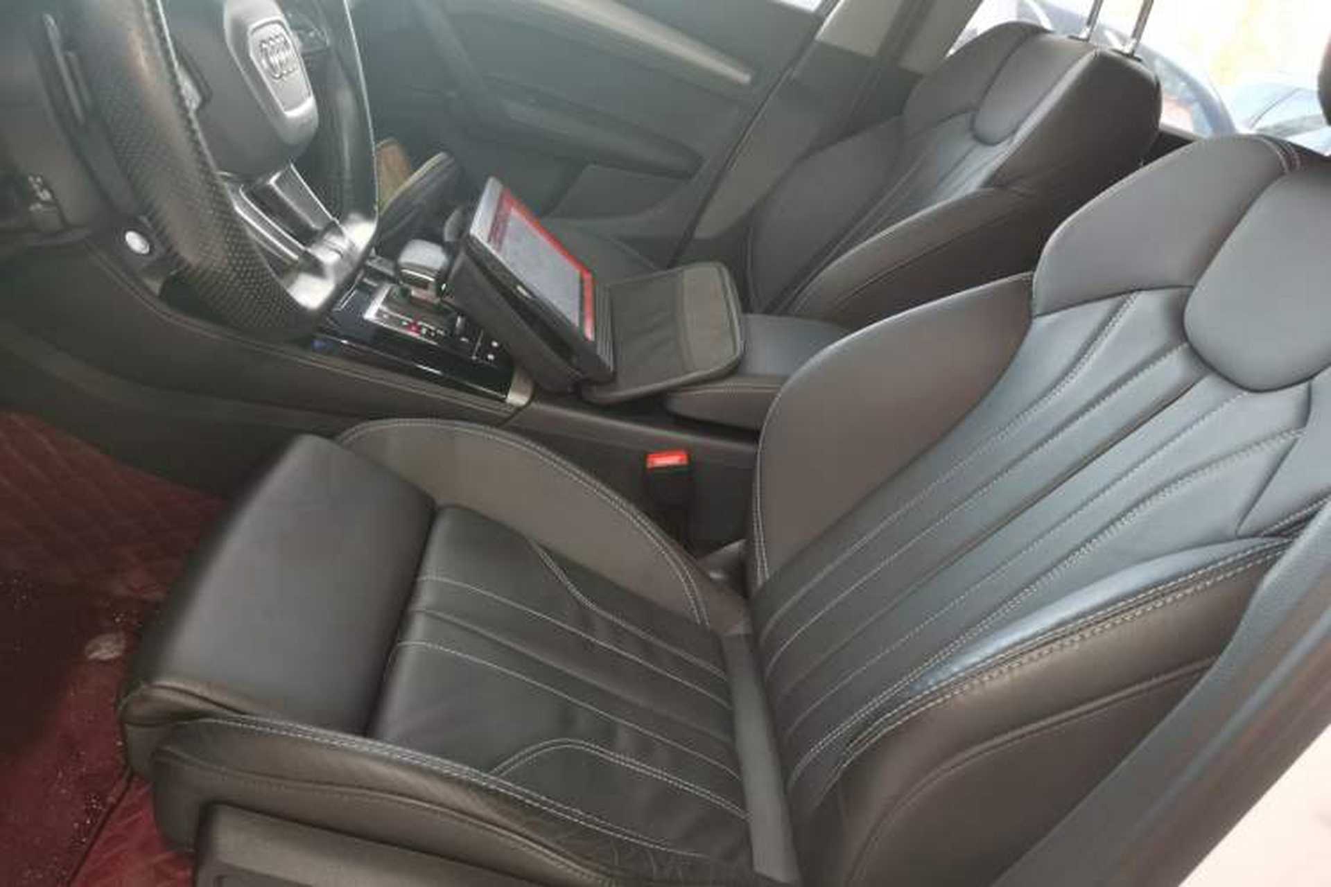 Used Audi Q5L 2022 40T Fashionable and Dynamic Model Left Front Seat