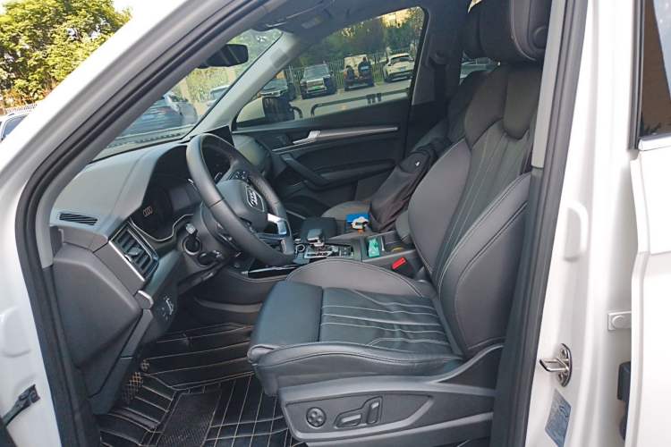Used Audi Q5L 2022 45T Luxury Dynamic Model Left Front Seat