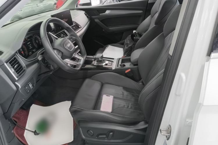 Used Audi Q5L 2022 40T Fashionable and Dynamic Model Left Front Seat