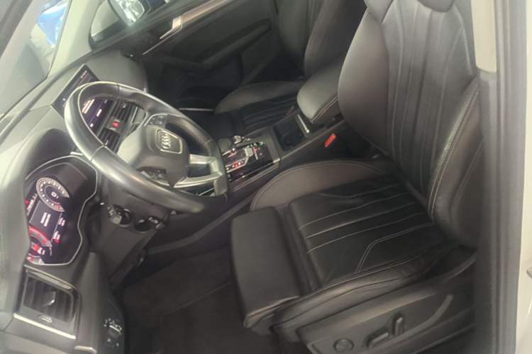 Used Audi Q5L 2022 40T Luxury Dynamic Model Left Front Seat
