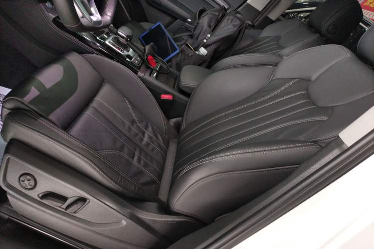 Used Audi Q5L 2022 Updated 40T Luxury Dynamic Edition Left Front Seat