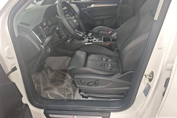 Used Audi Q5L 2022 40T Luxury Dynamic Model Left Front Seat
