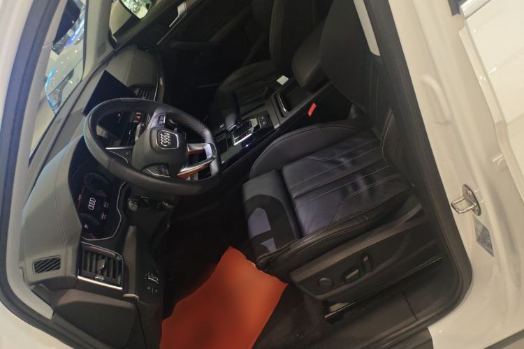 Used Audi Q5L 2022 45T Luxury Dynamic Model Left Front Seat