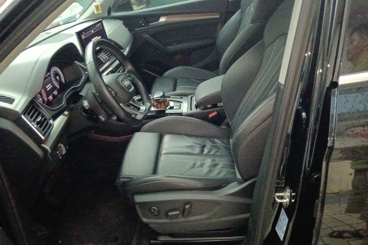 Used Audi Q5L 2022 40T Luxury Dynamic Model Left Front Seat