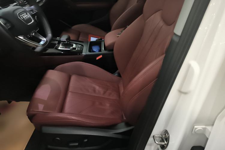 Used Audi Q5L 2022 Updated 40T Luxury Dynamic Edition Left Front Seat