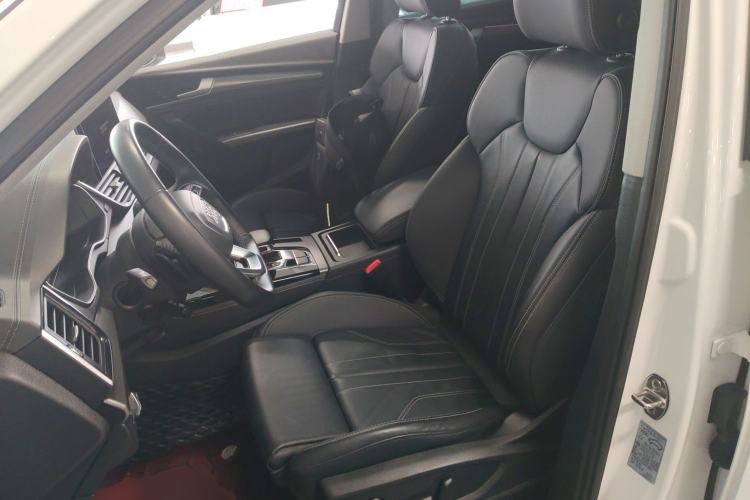 Used Audi Q5L 2022 40T Luxury Dynamic Model Left Front Seat