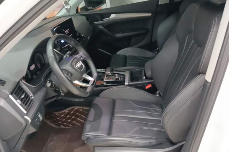 Used Audi Q5L 2022 40T Fashionable and Dynamic Model Left Front Seat
