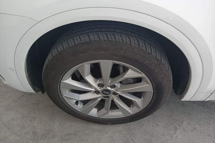 Used Audi Q5L 2022 40T Luxury Dynamic Model Left Front Wheel Hub