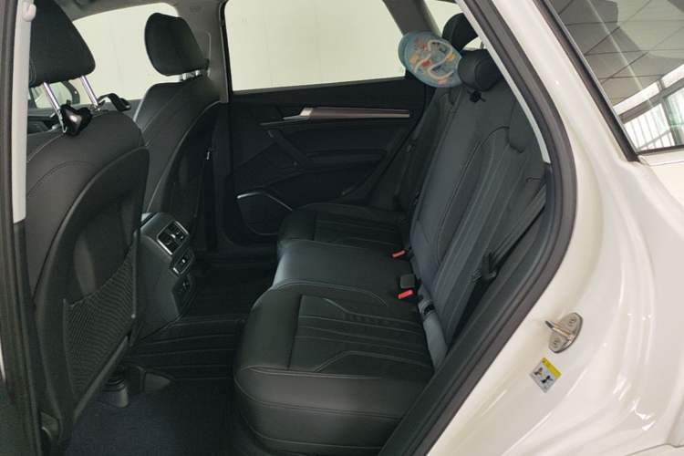 Used Audi Q5L 2022 40T Luxury Dynamic Model Left Rear Seat