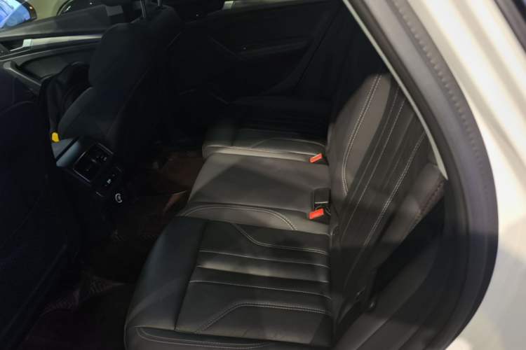 Used Audi Q5L 2022 Updated 40T Luxury Dynamic Edition Left Rear Seat