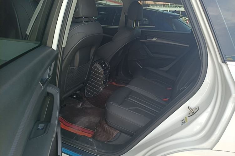 Used Audi Q5L 2022 40T Luxury Dynamic Model Left Rear Seat