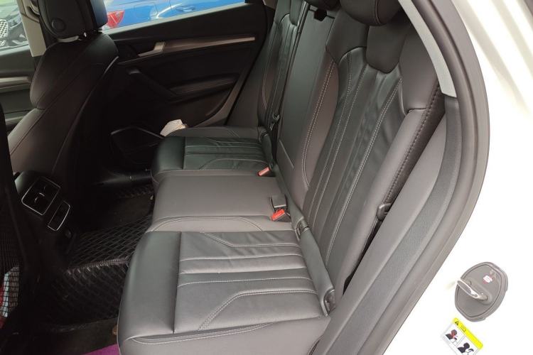 Used Audi Q5L 2022 Updated Version 45T Luxury Prestige Edition Left Rear Seat