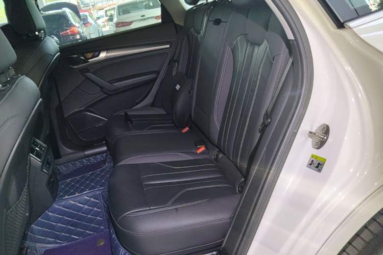 Used Audi Q5L 2022 45T Luxury Dynamic Model Left Rear Seat