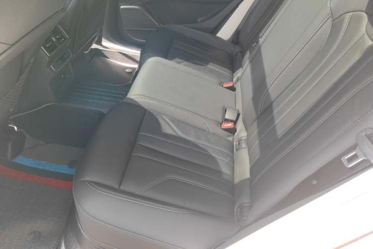 Used Audi Q5L 2022 40T Luxury Dynamic Model Left Rear Seat