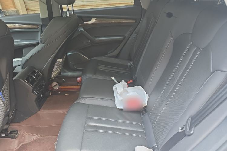 Used Audi Q5L 2022 40T Luxury Elegant Model Left Rear Seat