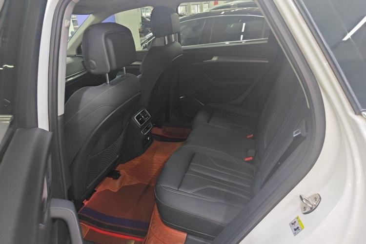 Used Audi Q5L 2022 Updated 40T Luxury Dynamic Edition Left Rear Seat